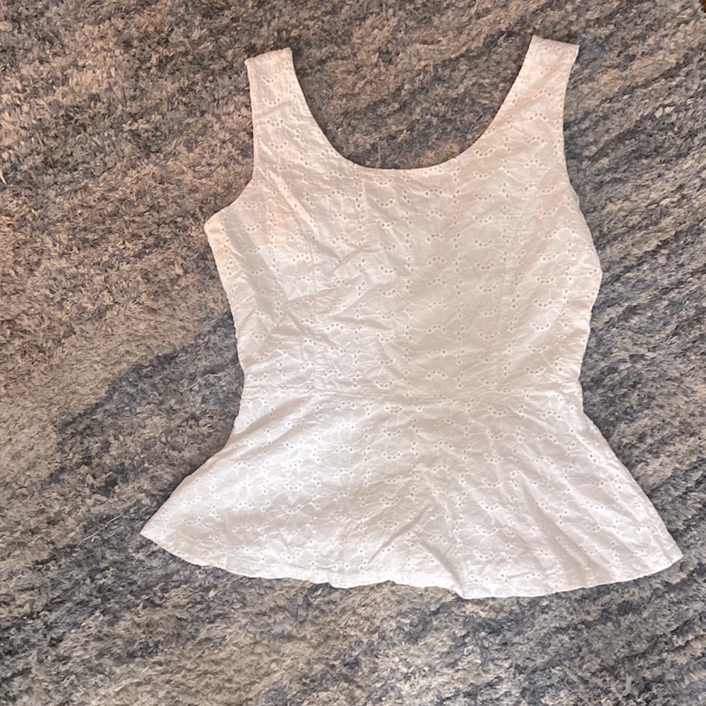 Imaginary Voyage white lace top. Size Large.